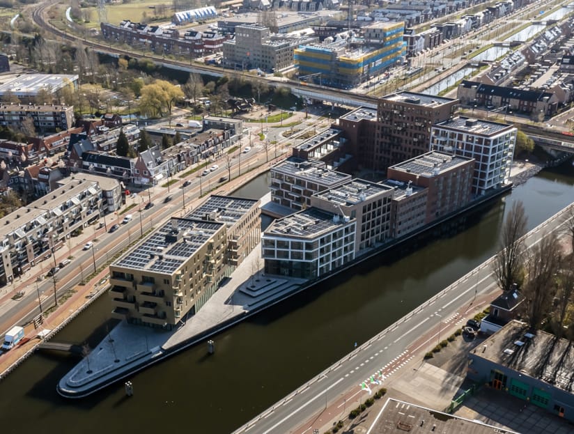 Peninsula Sniep, Amsterdam
